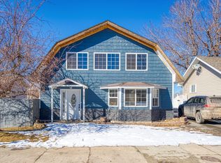 1009 Pine St, Upton, WY 82730