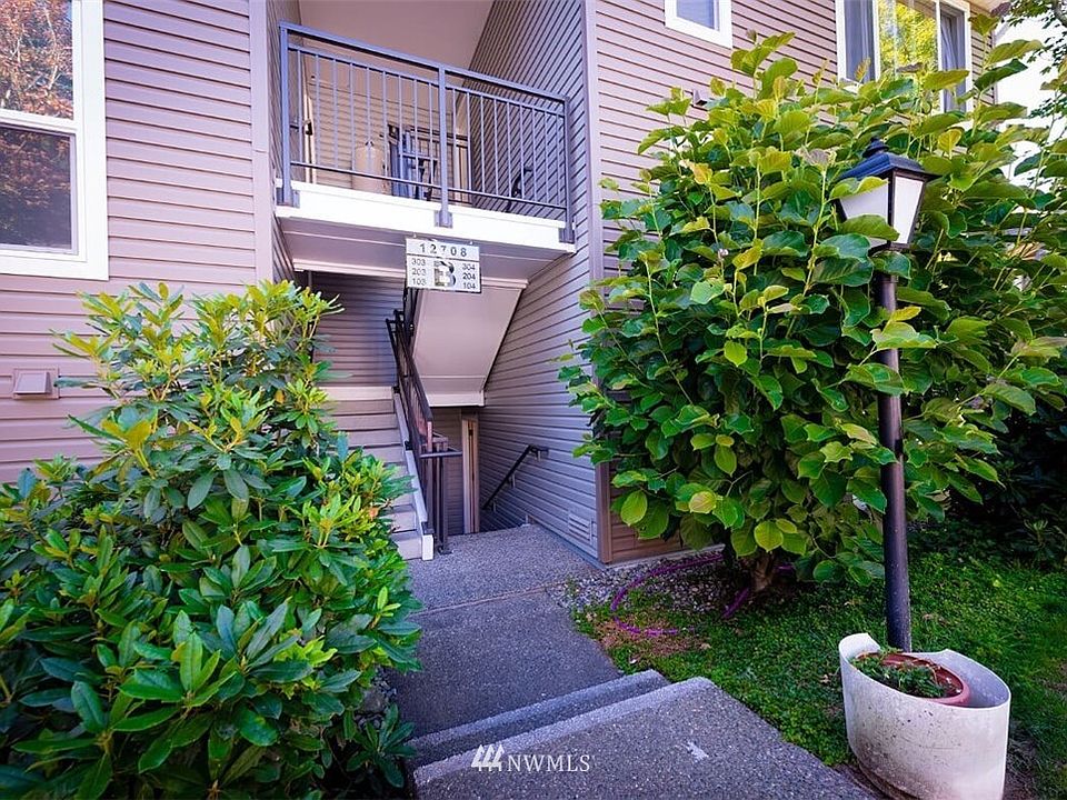1st image of 12708 NE 144th St APT B104