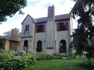 2088 Randolph Ave, Saint Paul, MN 55105
