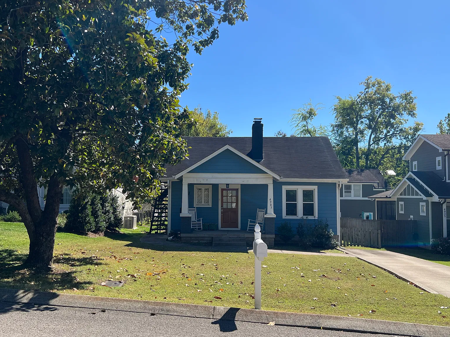 2 bed, 1000 sqft, $2,450 — Photo 1