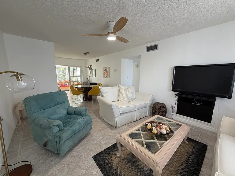 4158 Tamiami Trl #B8 — Photo 31