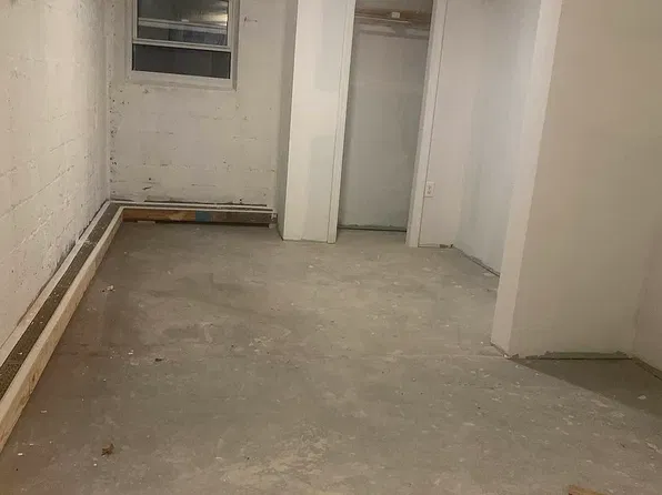 34-09 42nd St #B1, Long Island City, NY 11101