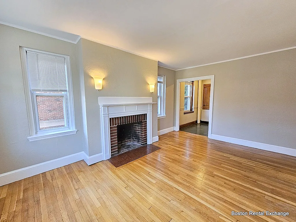 1 bed, $2,600 — Photo 4