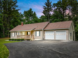 5 Willard Way, Raymond, ME 04071
