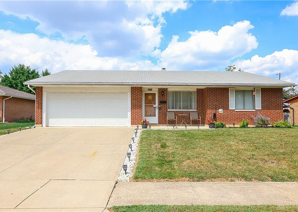 1st image of 5713 Lily Ln