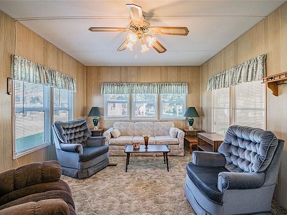 4th image of 5251 Bolton Dr