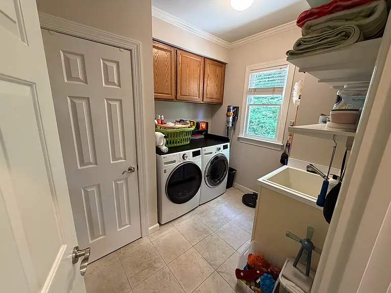 Laundry/pantry
