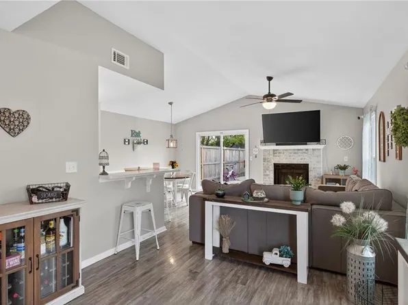 2081 Lyndora Rd, Virginia Beach, VA 23464