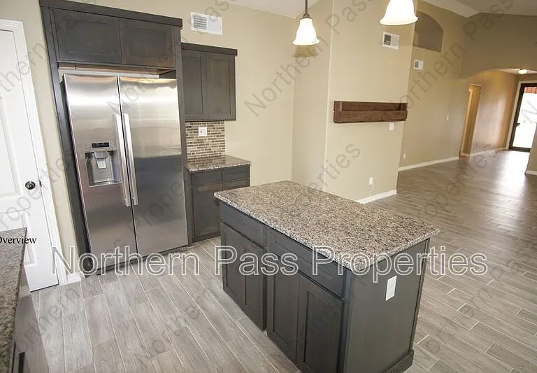 14364 Tobe Davis — Photo 8