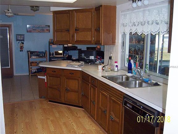 5th image of 2350 Laguna Dr