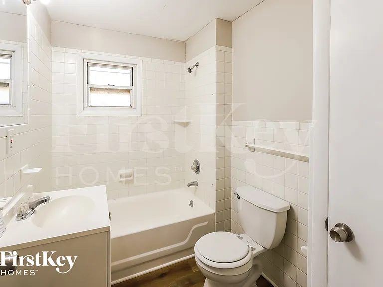 1103 NE Cowden Dr — Photo 14