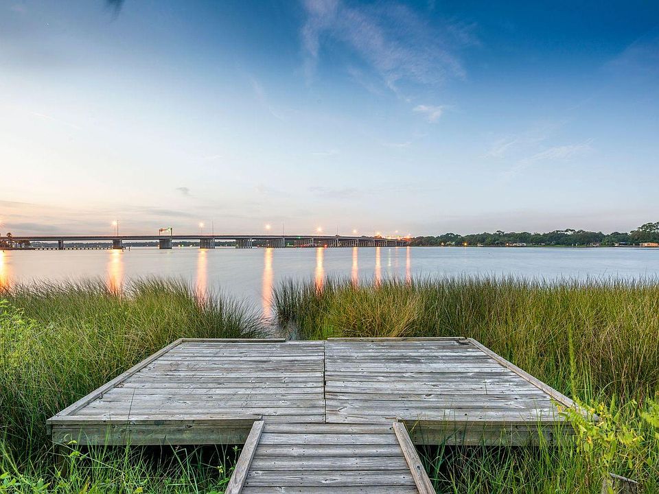 Fishing Dock!