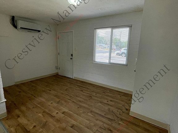 4th image of 365 E Vine St #7