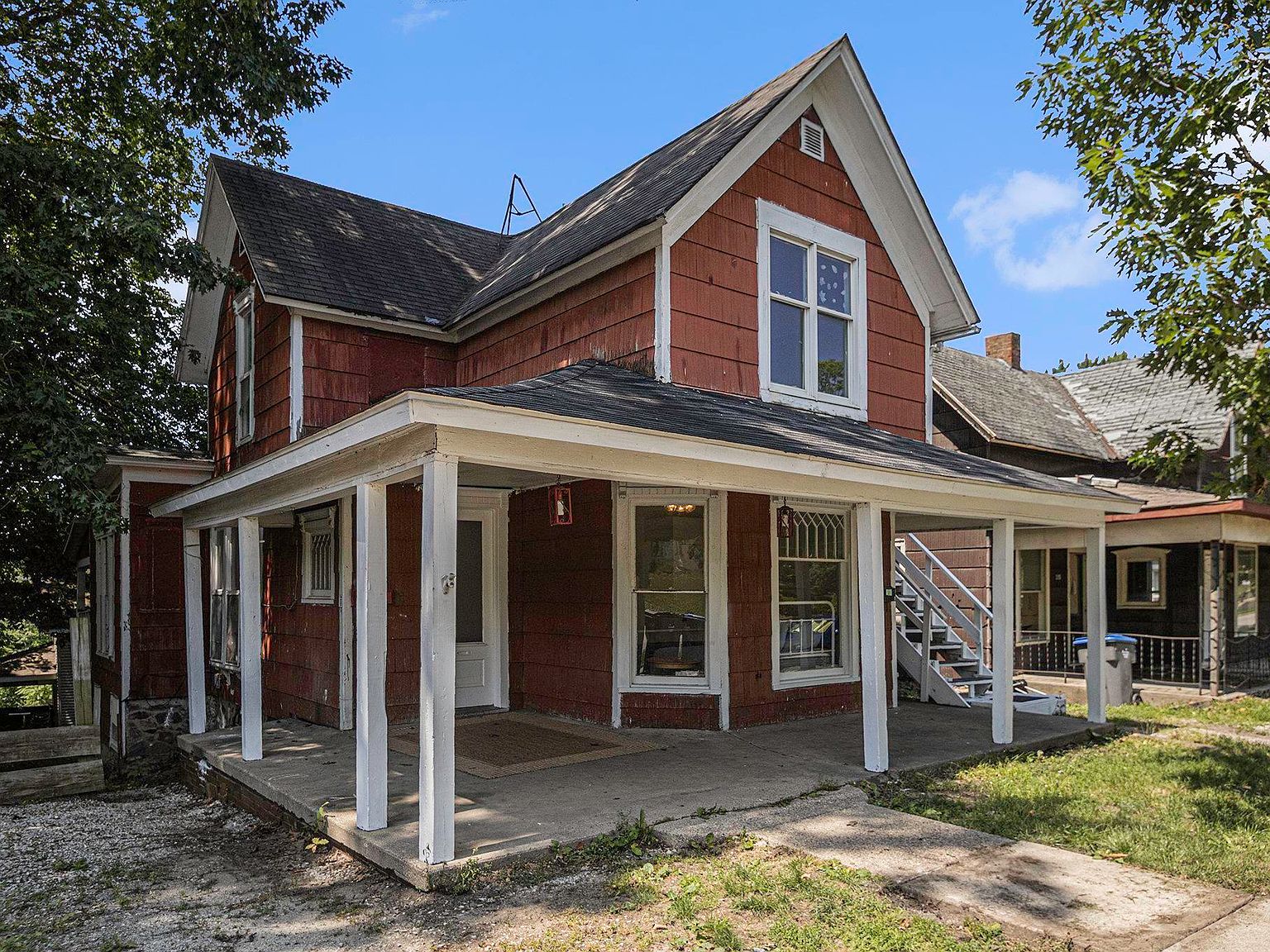 213 Crescent St, Goshen, IN 46528 MLS 202323692 Zillow