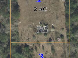 27 Vinson Dr, Ellisville, MS 39437