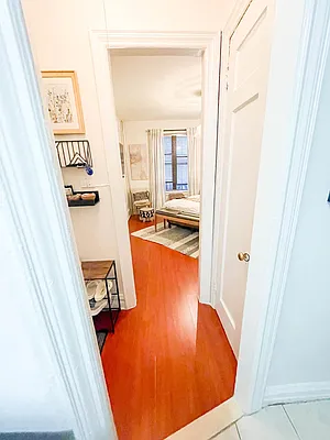 Rented by RealTegrity NY LLC | media 11