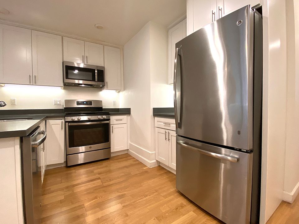 1st image of 648 Natoma St Unit A