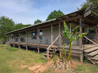 344 Settlement Ln, Eastaboga, AL 36260