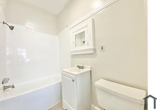 236 S New Hampshire Ave #242 — Photo 9