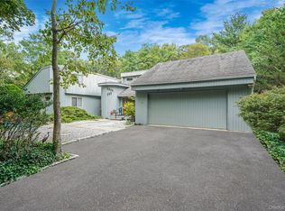 271 Bread and Cheese Hollow Road, Northport, NY 11768