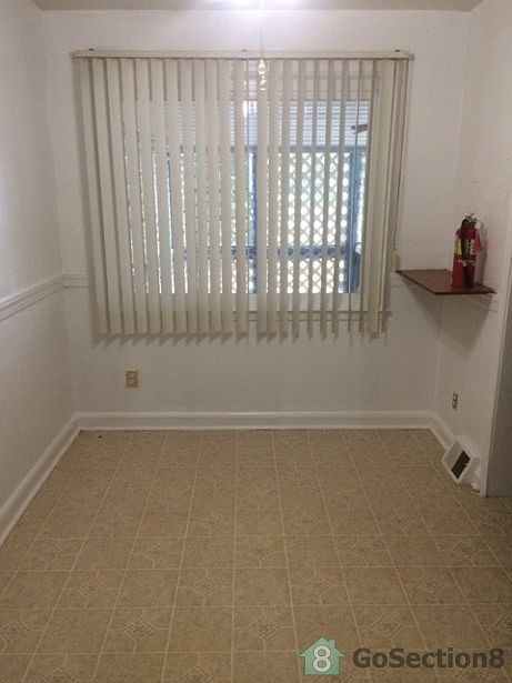 2nd image of 584 Welbrook Rd
