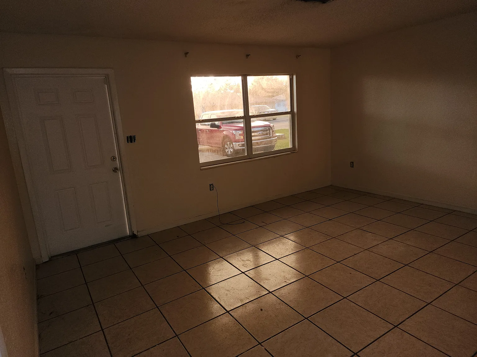 3 bed, 1526 sqft, $2,300 — Photo 3