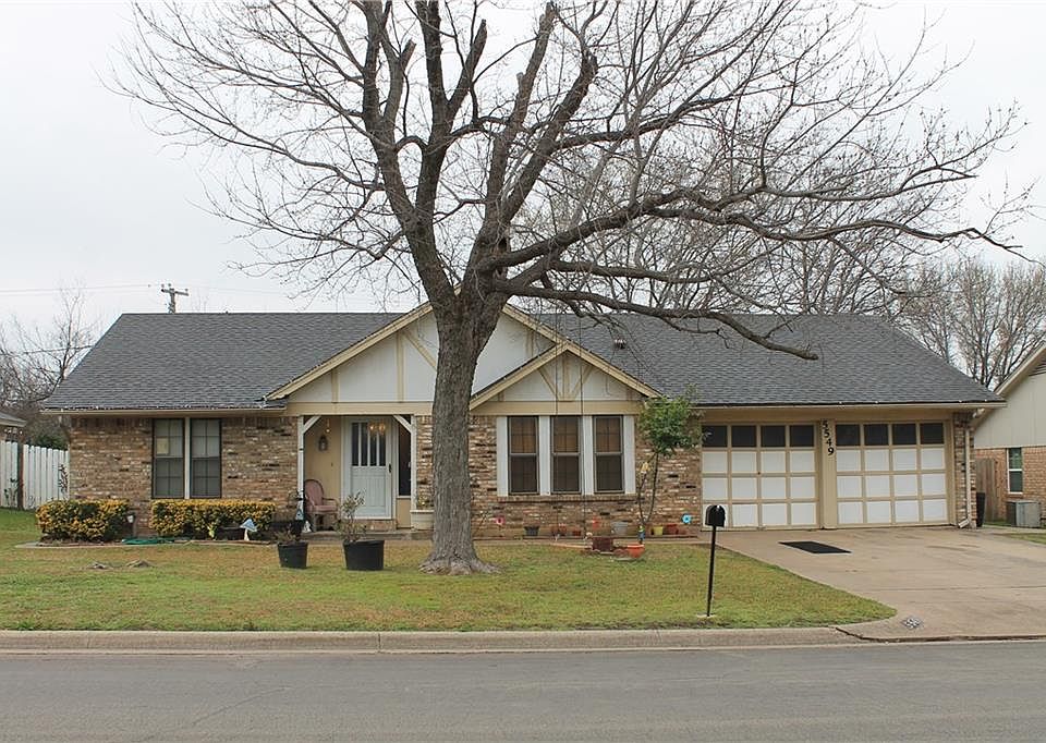 1st image of 5549 Meadow Oak St