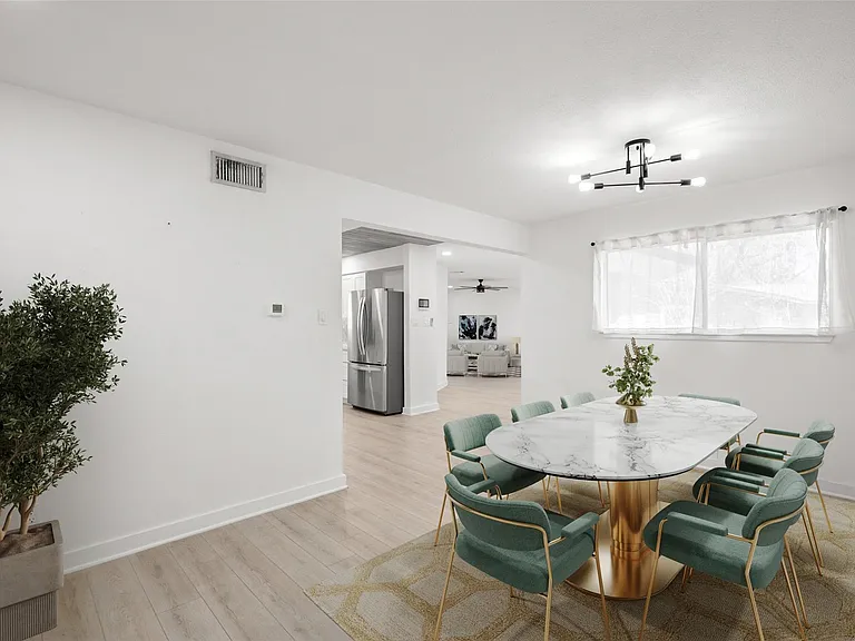 5504 Kings Hwy — Photo 5