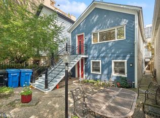 1643 N Sedgwick St, Chicago, IL 60614