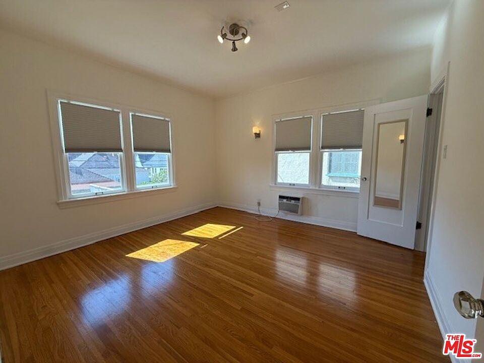 1st image of 747 S Mansfield Ave APT 4