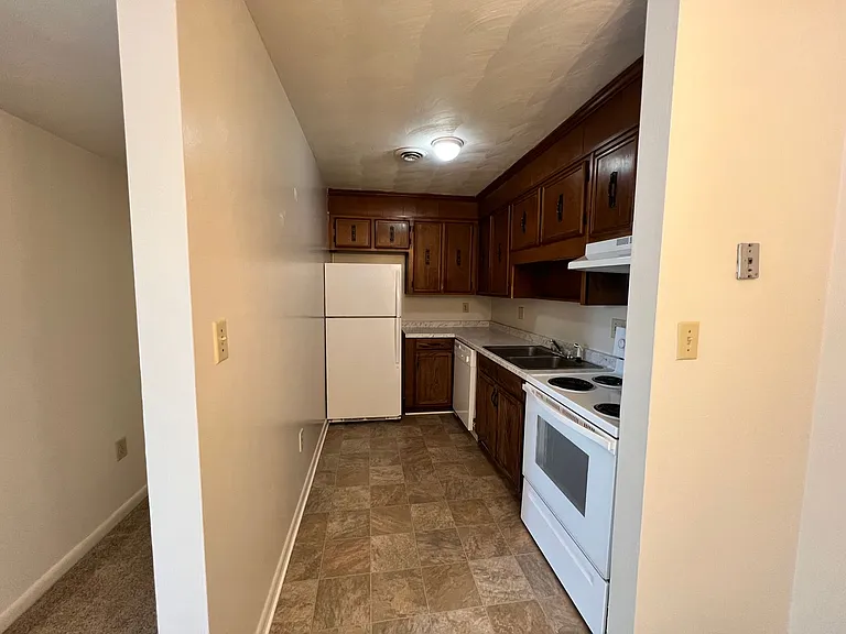 601 Vista Ave — Photo 8