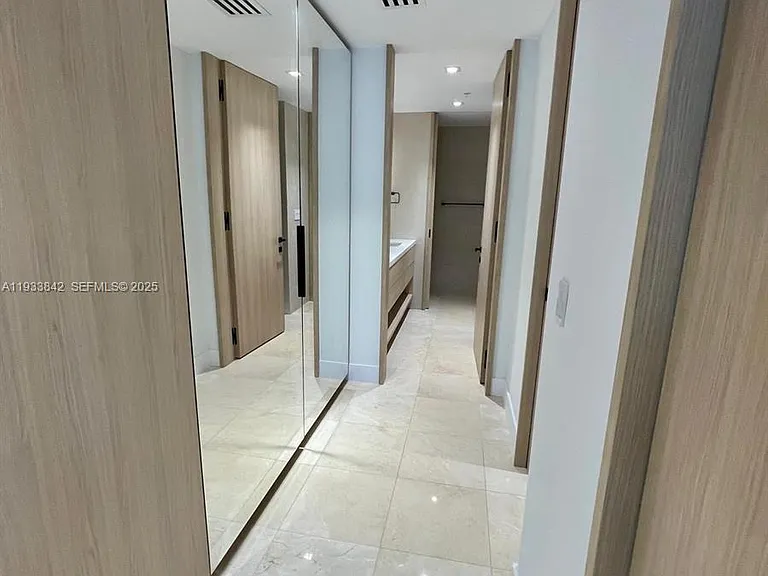 251 Crandon Blvd #1228 — Photo 4