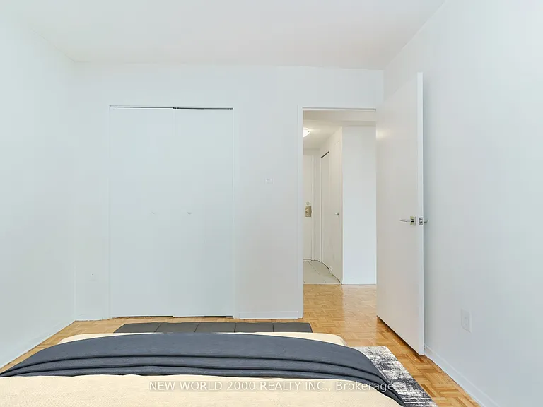 1010 Broadview Ave #Penthouse 5 — Photo 6