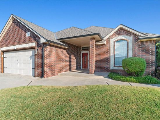 1401 River Birch Dr, Yukon, OK 73099