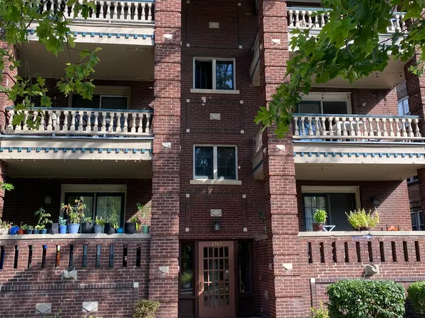 2761 Euclid Heights Blvd #2, Cleveland, OH 44106