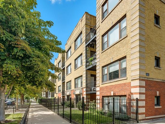 2706 W Cortland St APT 3, Chicago, IL 60647