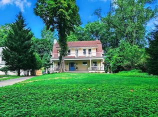 295 Parkside Rd, Harrington Park, NJ 07640