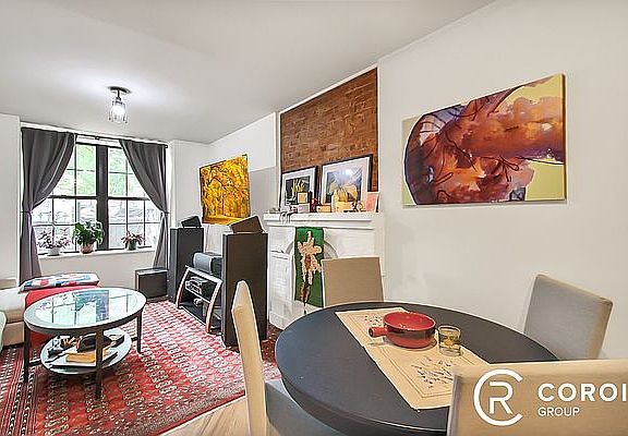 3rd image of 382 Quincy St #1