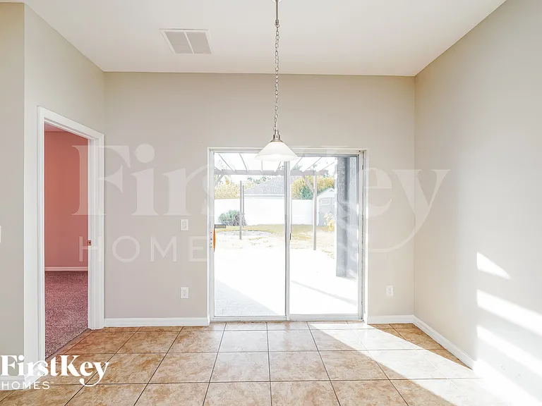 1823 Ribbon Falls Pkwy — Photo 3