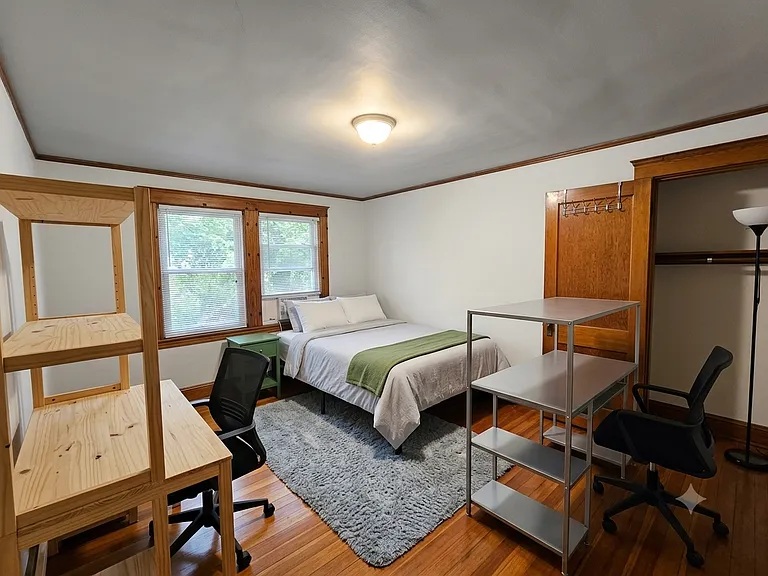 11 Saint James Ave #2 — Photo 1