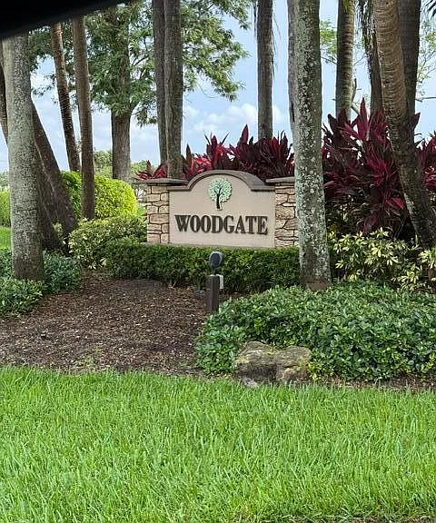 15763 Woodgate Ct #D — Photo 2