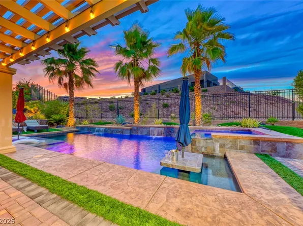 70 Portezza Dr, Henderson, NV 89011