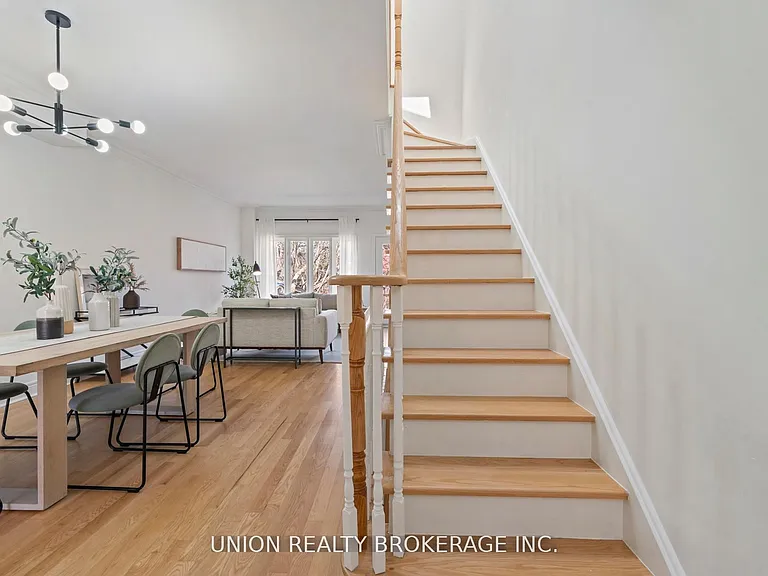 59D Woodbine Ave — Photo 21