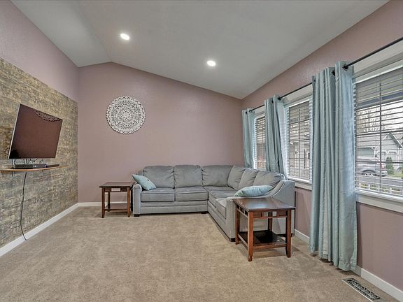 5th image of 19118 SE 271st Ct