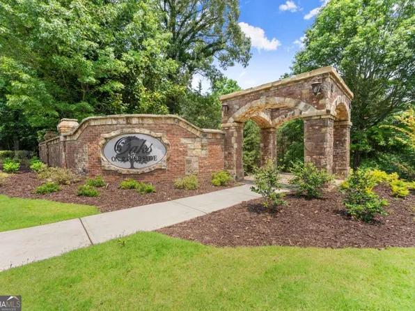 1756 Oak Tree Holw, Gainesville, GA 30501