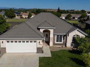 18996 Compass Dr, Cottonwood, CA 96022