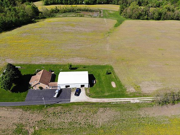 4th image of 4004 E County Road 820 S