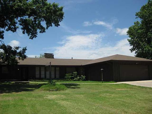 2nd image of 3105 N Marilyn Dr
