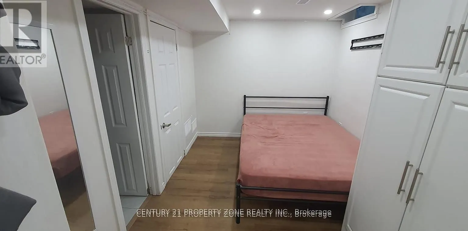 1 bed, $1,200 — Photo 4