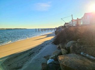 33 Collins Ave #A, East Greenwich, RI 02818